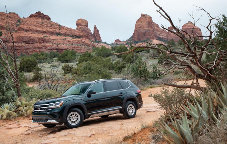  Volkswagen Atlas Basecamp Accessories 2020 года  (фото 26 из 27)